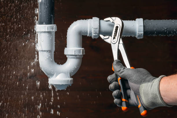 Professional Drain Cleaning technician working in Oregonia, OH